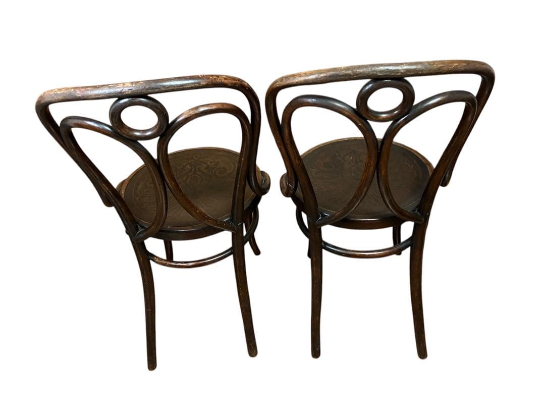 ベントウッドチェア　アンティーク　珍しい形　曲げ木　座面装飾　軽い