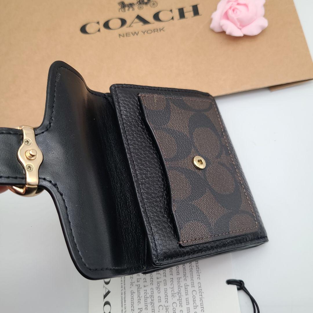 COACH　コーチ　折り財布　スナップ開閉　正規品