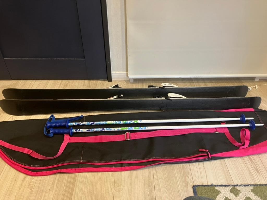 コ*ウ様 札幌近郊引取り歓迎♪ ジュニアスキー5点セット 138cm 高学年 中