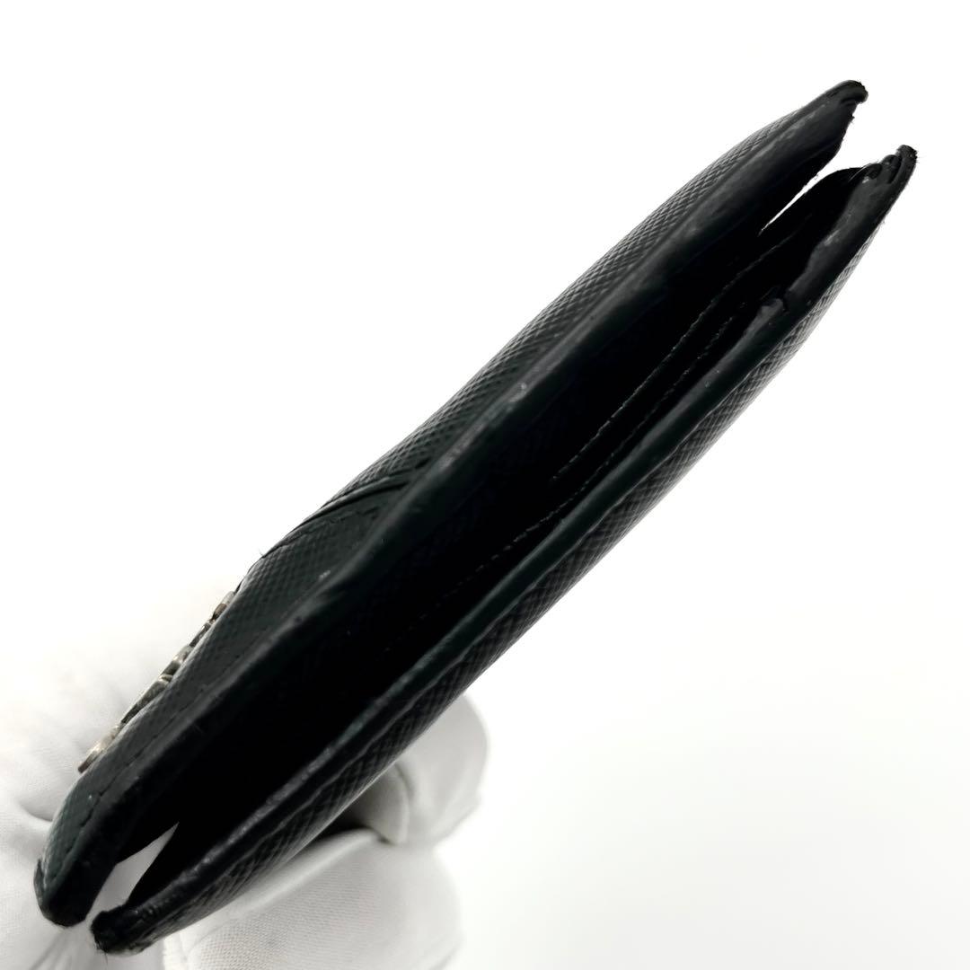 PRADA 二つ折り財布　サフィアーノレザー　ブラック