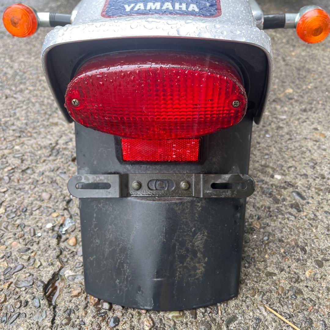 ドラッグスター400 4TR 取り外し　純正　リアフェンダー　シルバー　中古