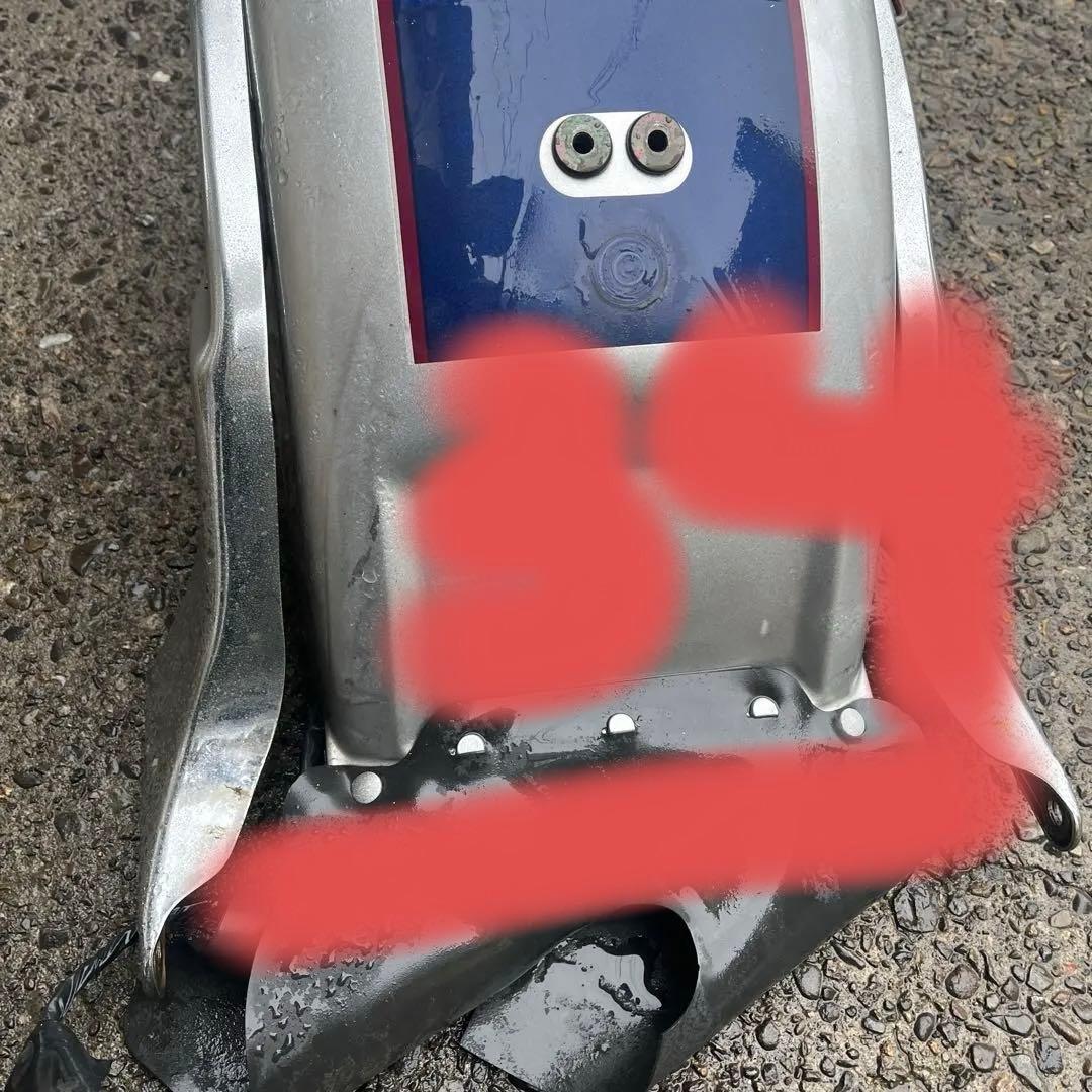 ドラッグスター400 4TR 取り外し　純正　リアフェンダー　シルバー　中古