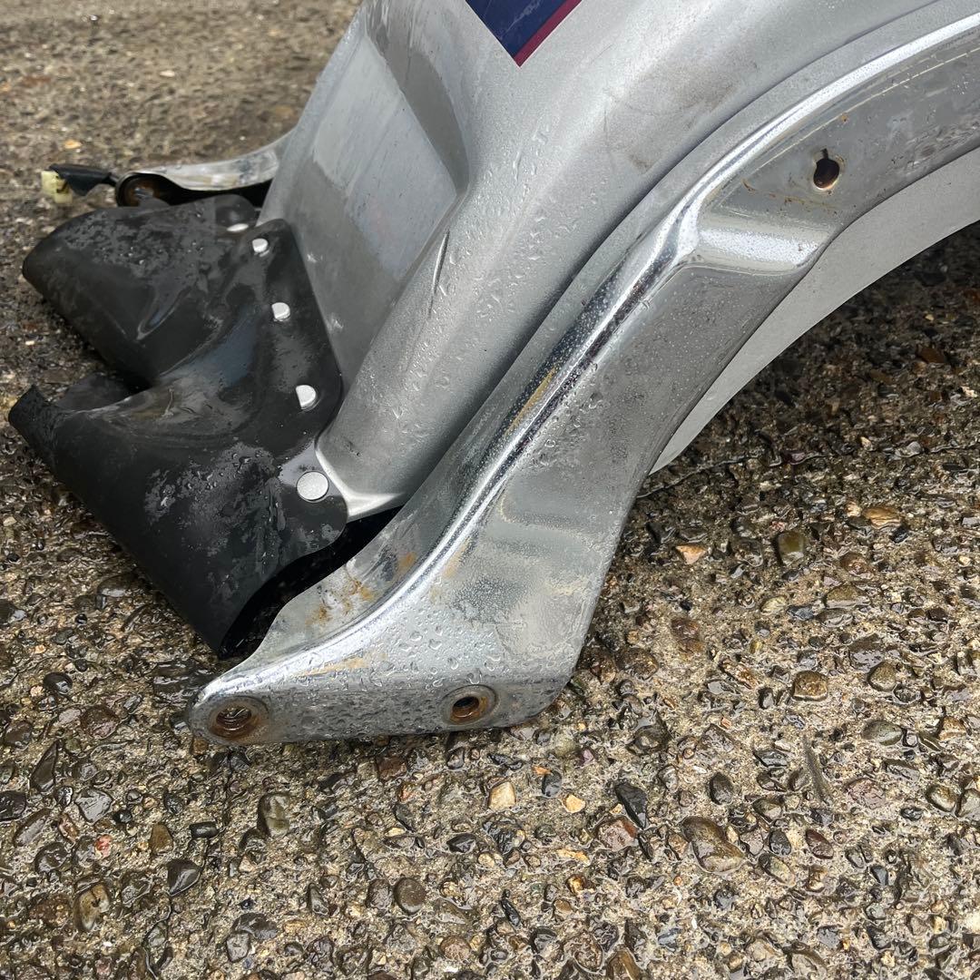 ドラッグスター400 4TR 取り外し　純正　リアフェンダー　シルバー　中古