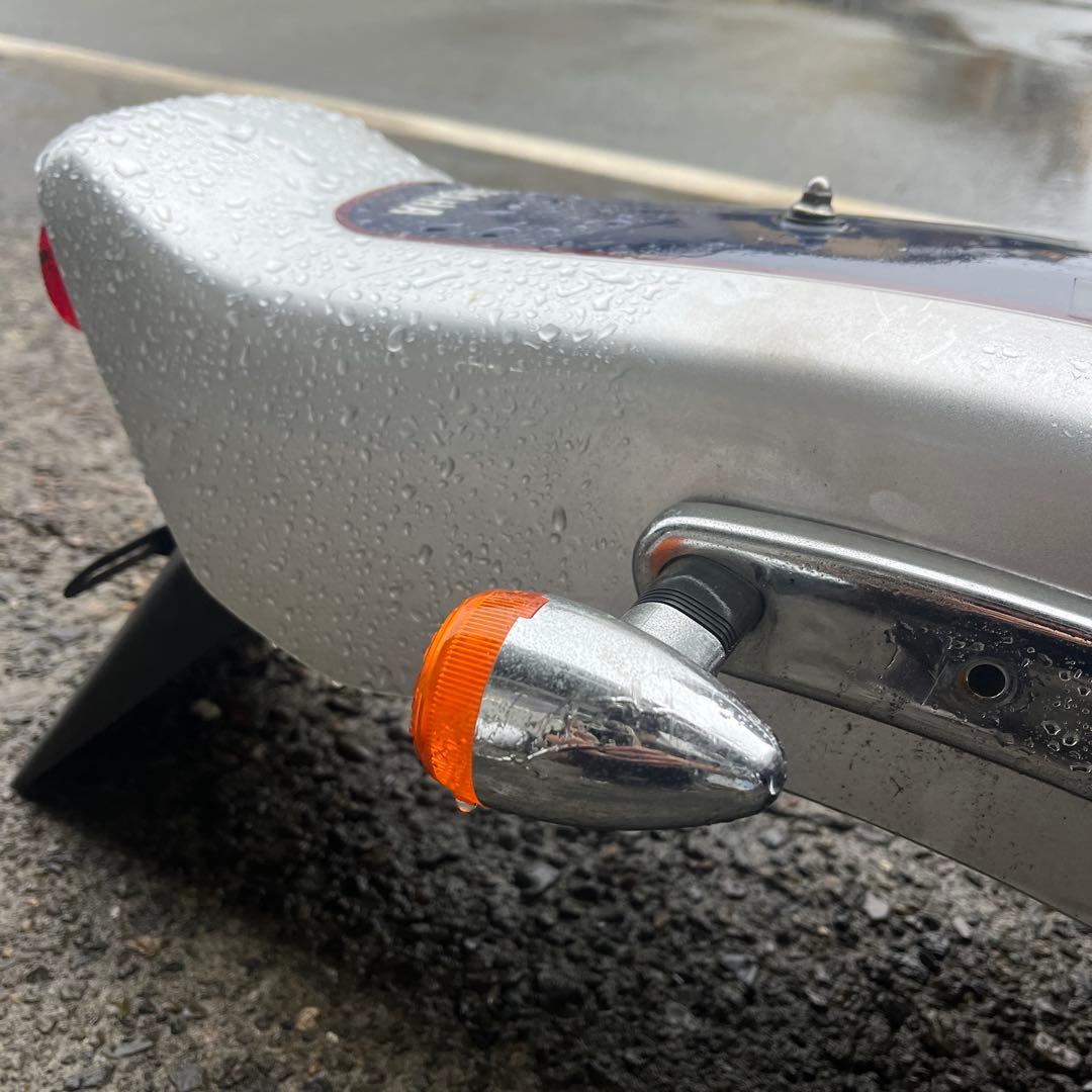 ドラッグスター400 4TR 取り外し　純正　リアフェンダー　シルバー　中古