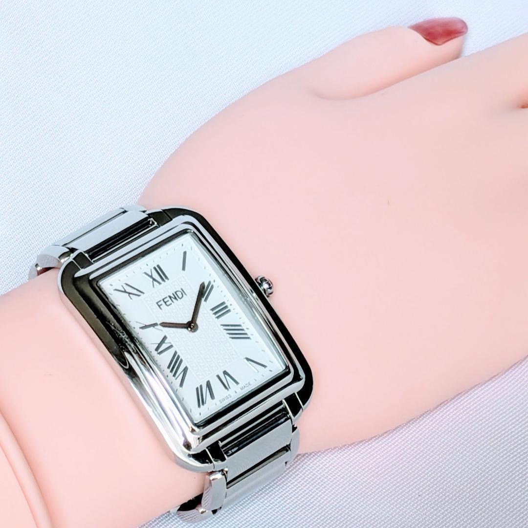 美品 FENDIフェンディ レディース腕時計70000Gボリューミー イタリア