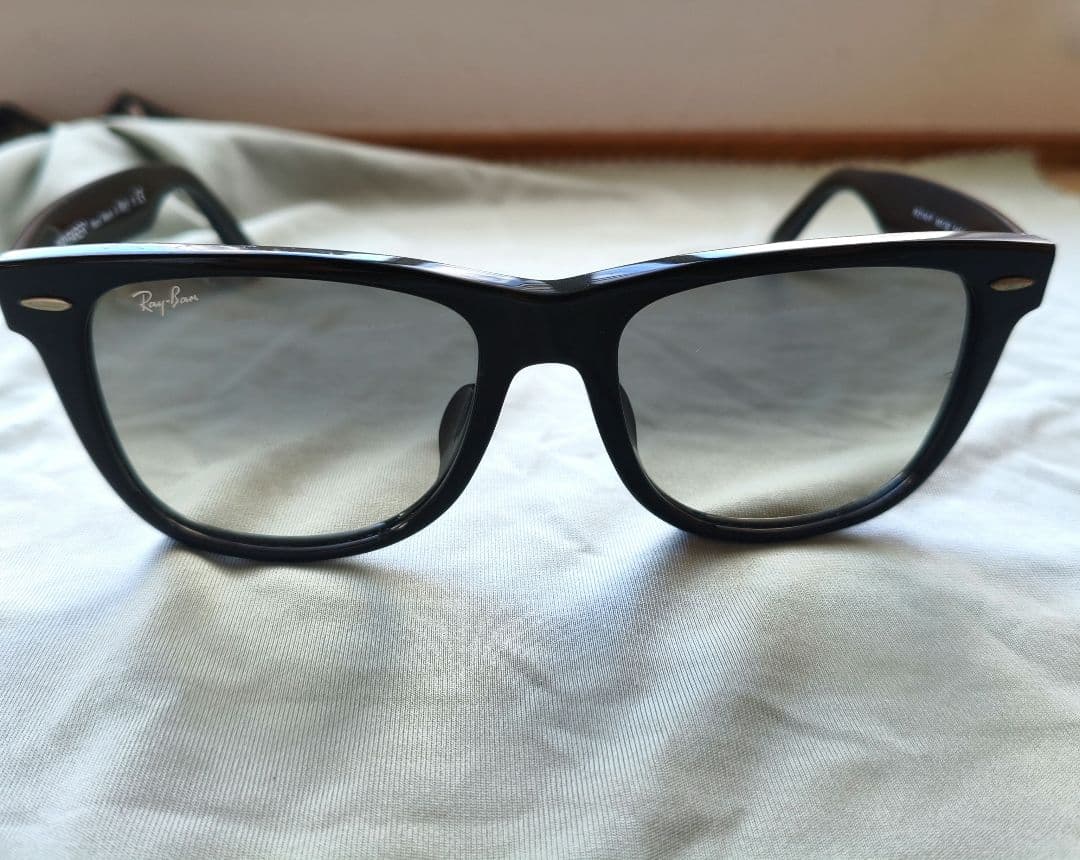 流行モデル　RB2140F　国内正規品 レイバン サングラス