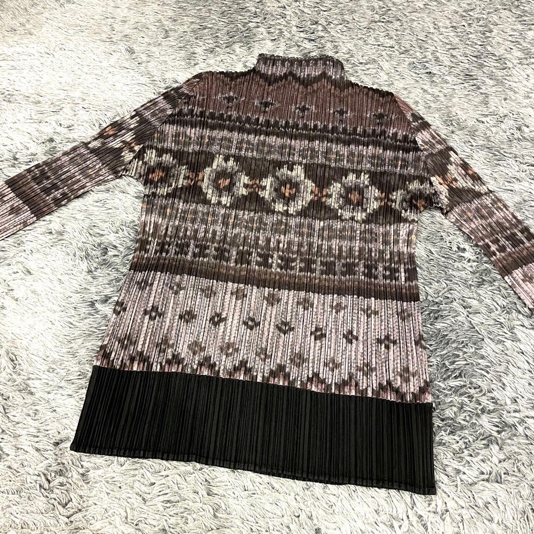 【極美品】プリーツプリーズ イッセイミヤケ カットソー 総柄 ハイネック 長袖