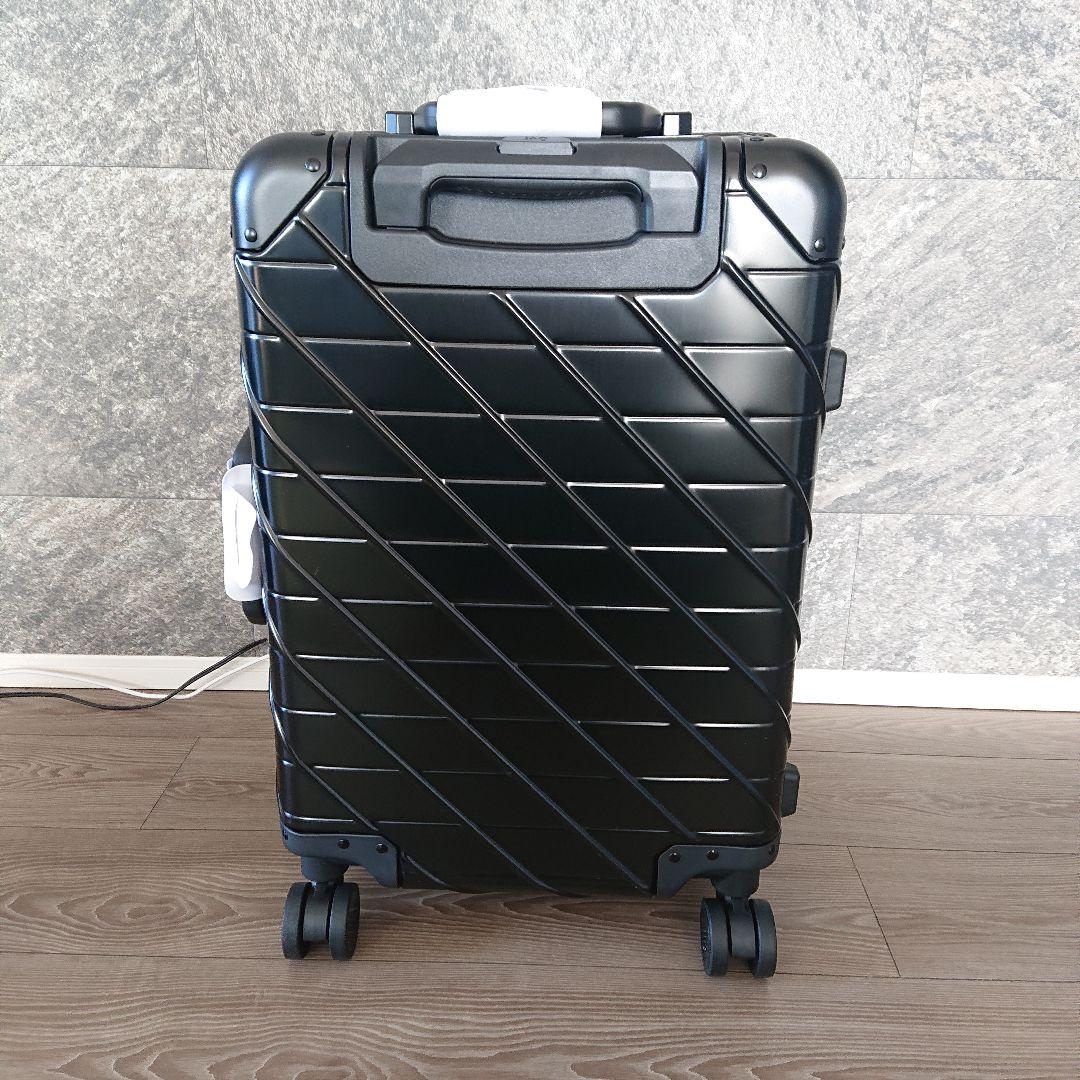 Macadamia プレミアム アルミスーツケース 【機内持ち込み】 ブラック