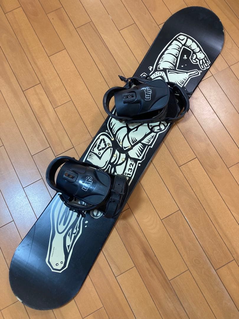 ロシニョール 132 スノーボード バインディング付きキッズ 子供 フランス製