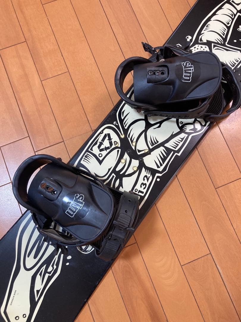 ロシニョール 132 スノーボード バインディング付きキッズ 子供 フランス製