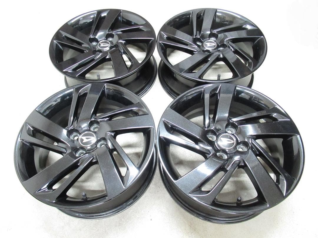 ダイハツ ロッキー アルミホイール　6J　+40　PCD 100　トヨタ　ライズ