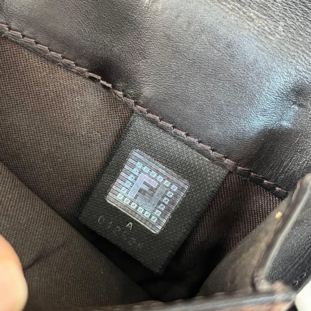 美品 FENDI フェンディ ズッカ柄×レザー 二つ折り財布 ミニ財布