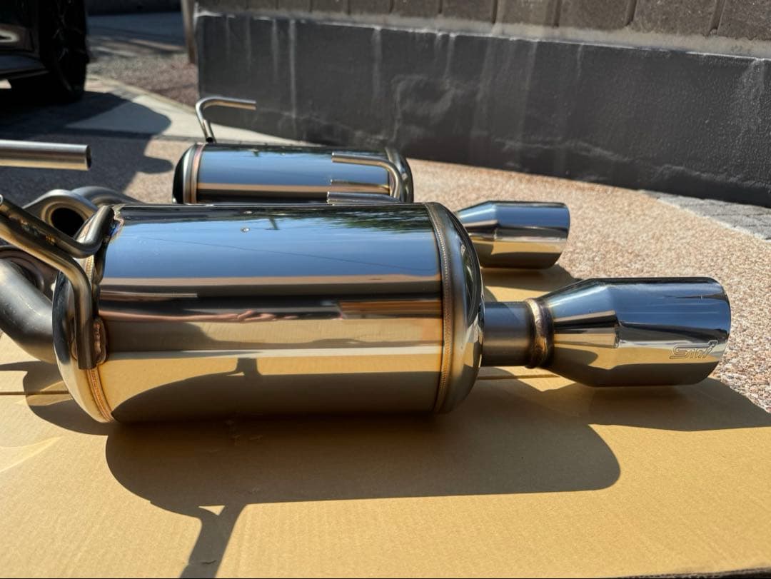 STI ステンレス マフラー本体 2　レヴォーグ　VN5型　片側1本ずつの出品①