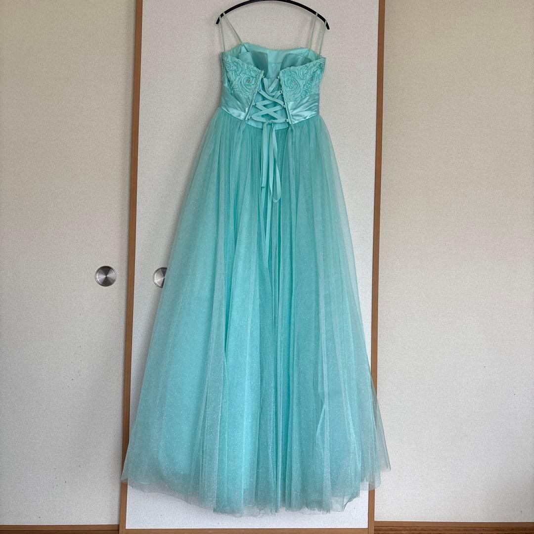 ミントグリーン ストラップレスドレス