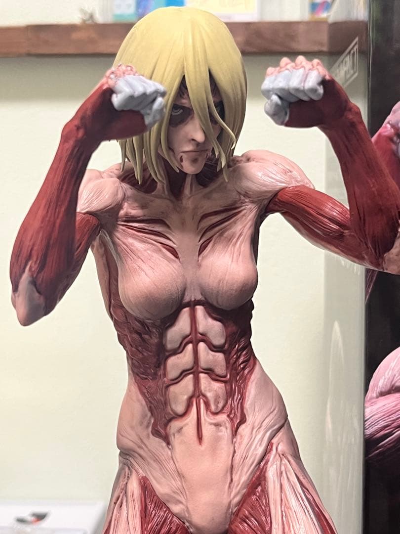 一番くじ 進撃の巨人 女型の巨人 フィギュア 壁の外の世界 A賞