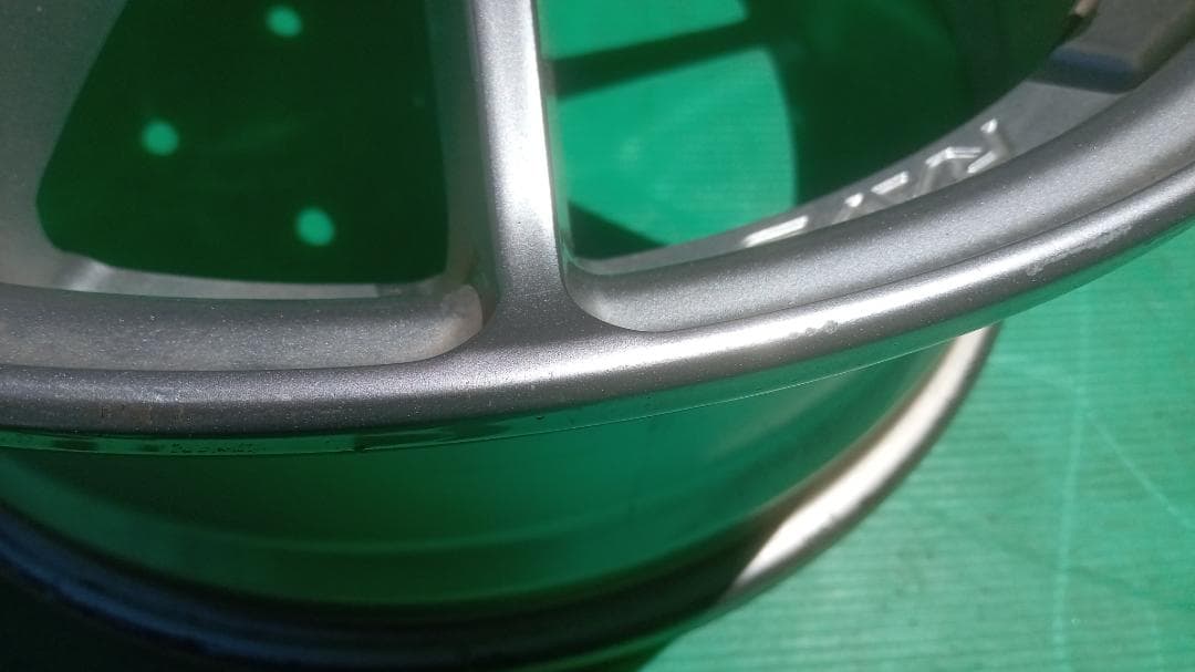 工場長　レイズ　グラムライツ　17インチ