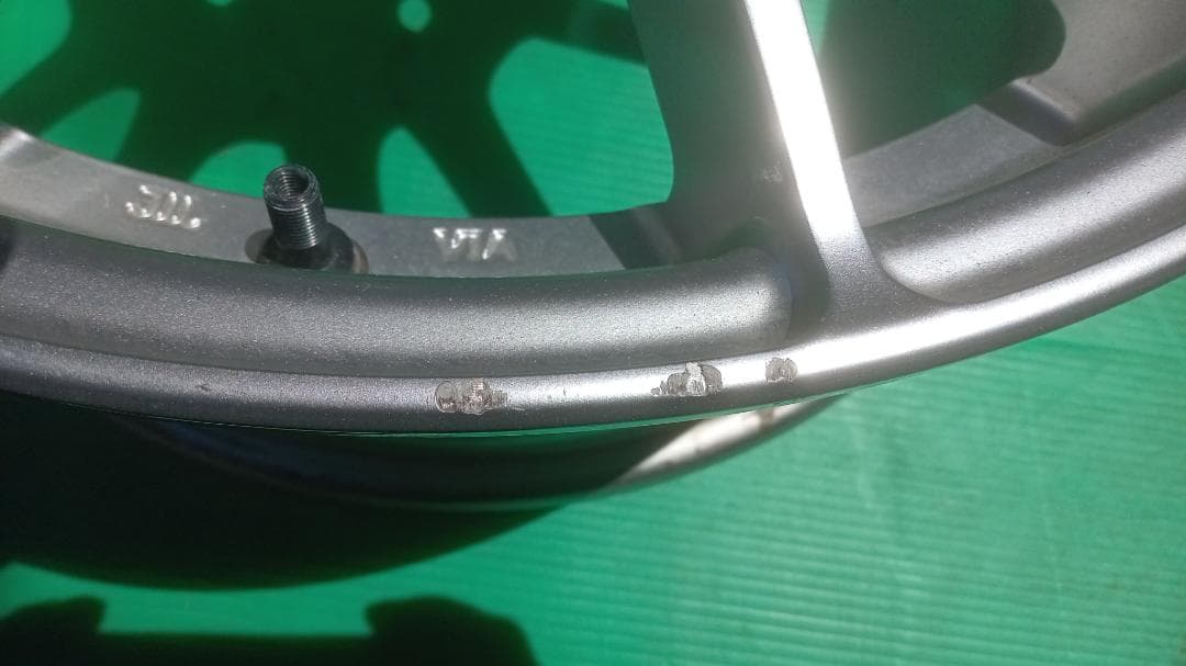 工場長　レイズ　グラムライツ　17インチ