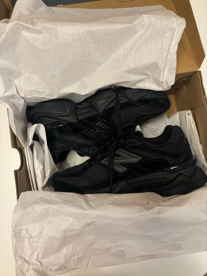 新品 ニューバランス 9060トリプルブラック U9060BPM 24cm 黒