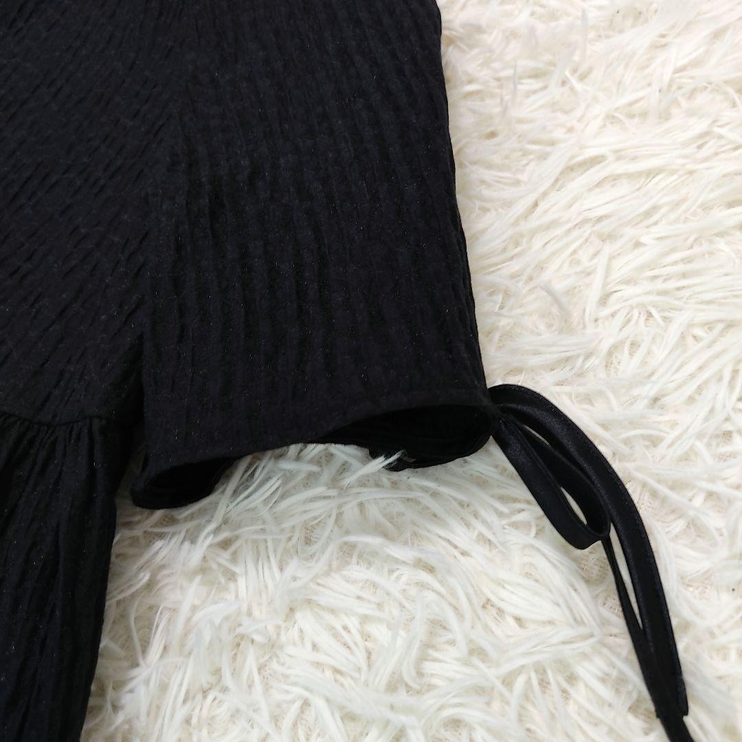 美品✨ヨリ　フクレフレアブラウス　ブラック　36