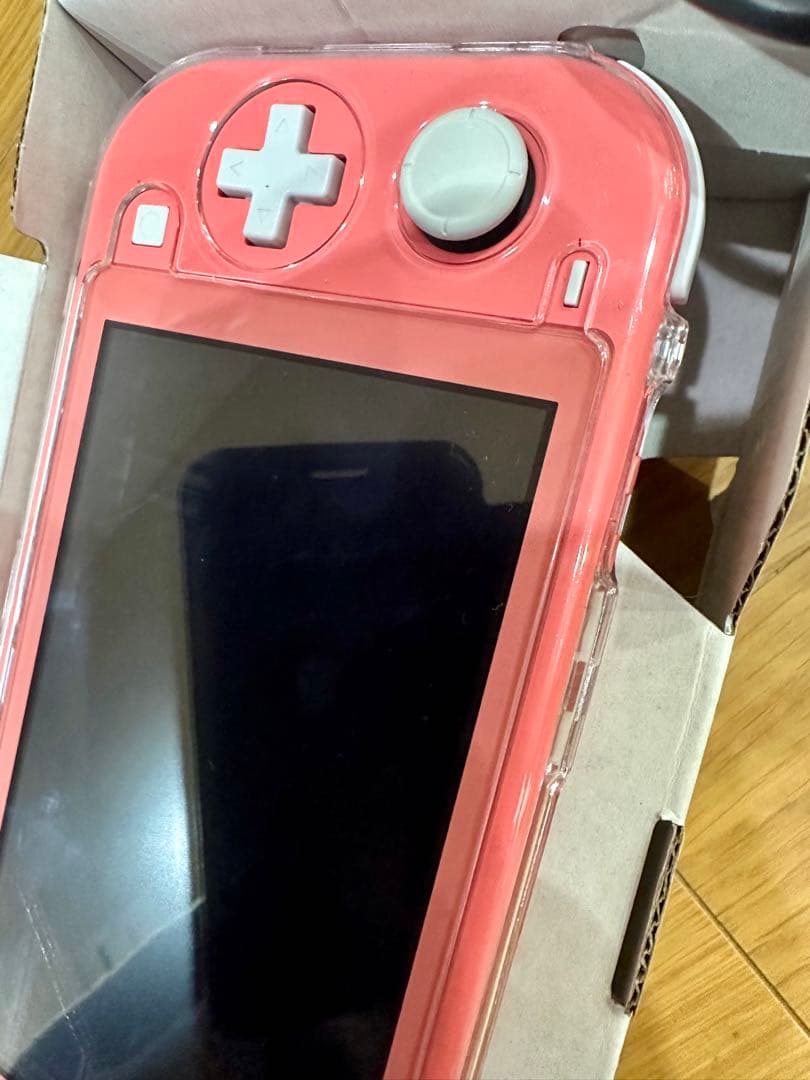 ニンテンドー Switch lite コーラル