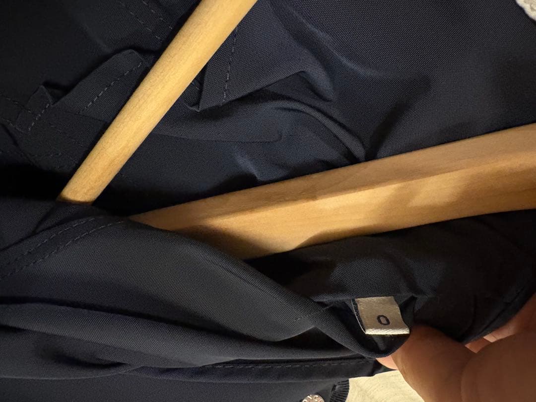 美品　モンクレール　スプリングコート　Chris ネイビー　ナイロン