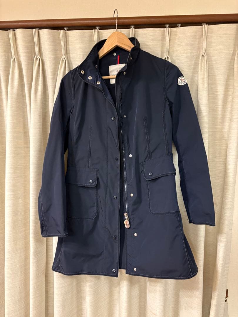 美品　モンクレール　スプリングコート　Chris ネイビー　ナイロン