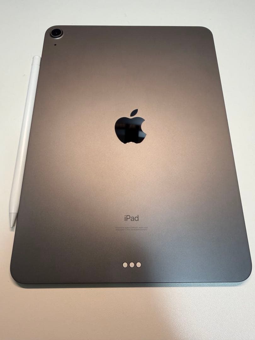 【超美品】訳あり激安 iPad Air4 256GB 第4世代 ペン＆ケース付き