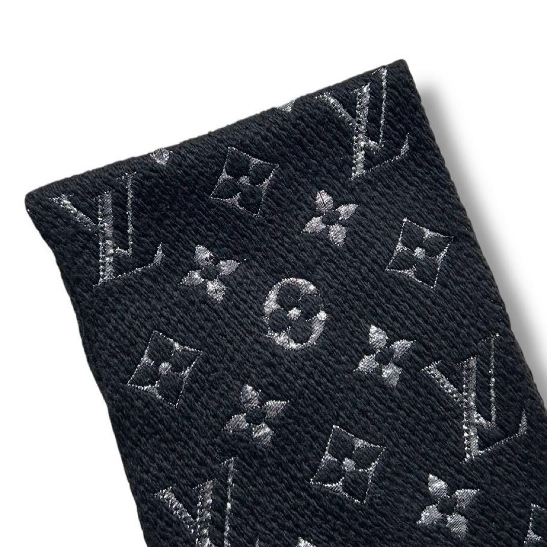 美品 ルイヴィトン エシャルプ モノグラム シルク マフラー 現行 ラメ 黒