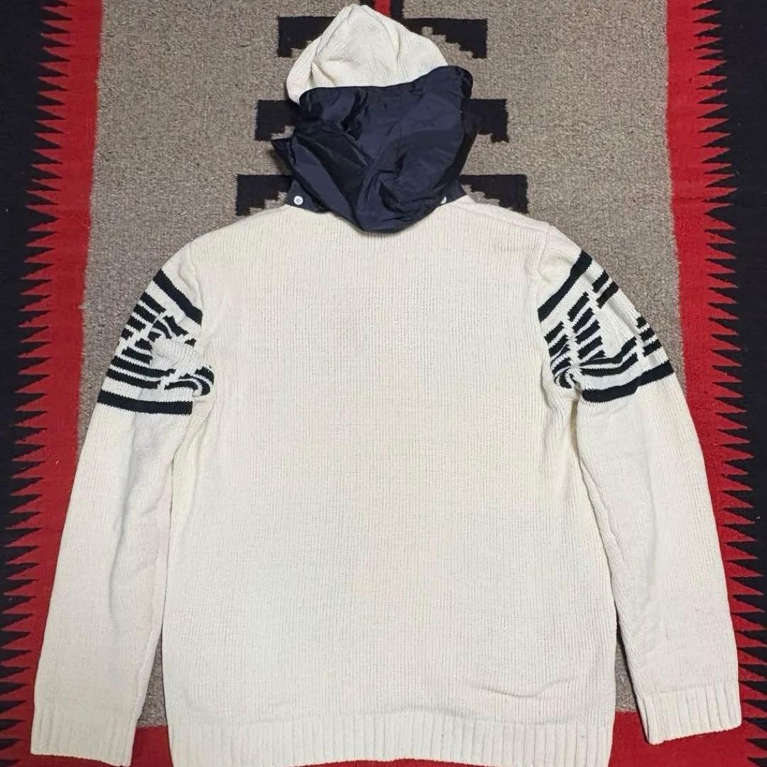 EA7 Emporio Armani フード付きジャケット　ウェア