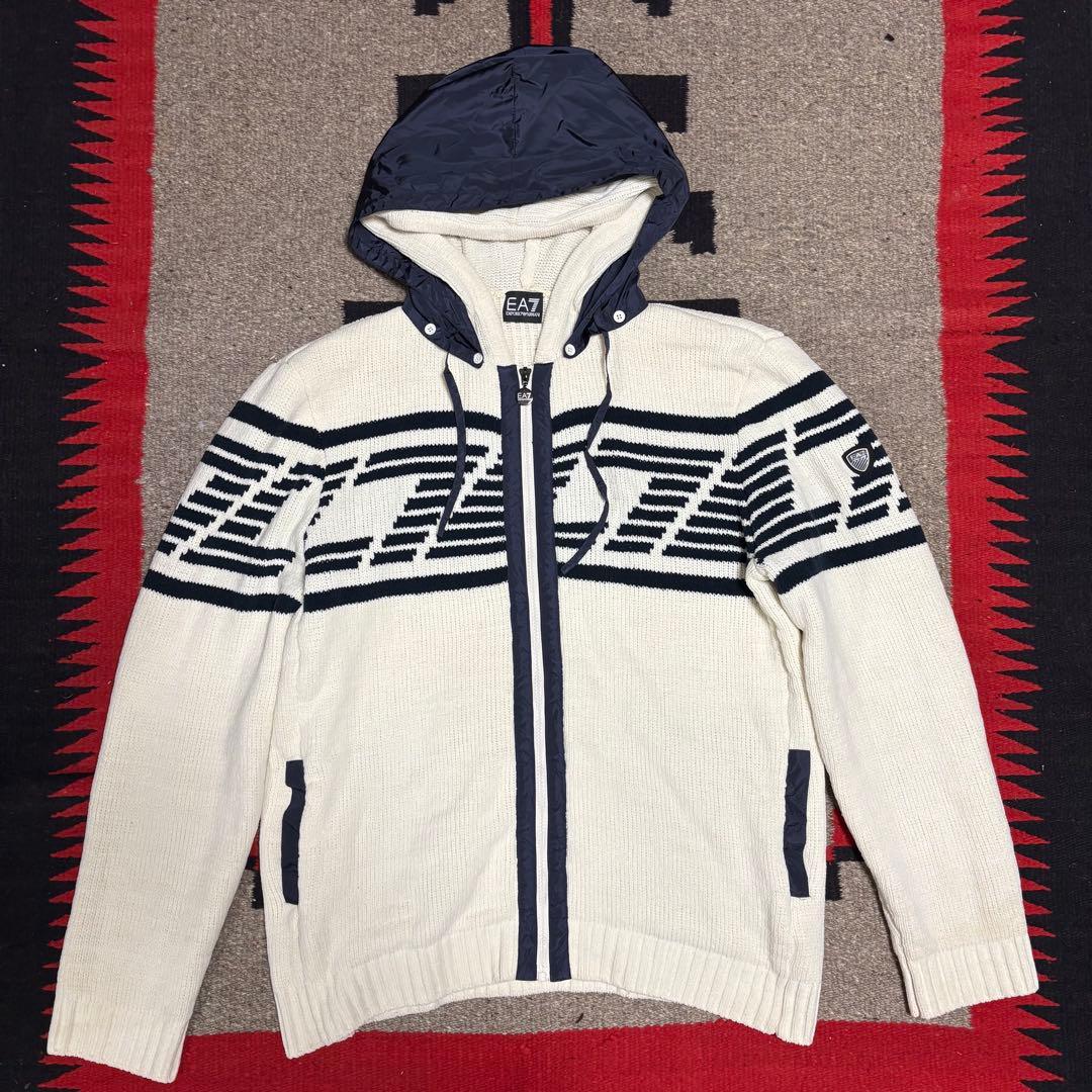 EA7 Emporio Armani フード付きジャケット　ウェア