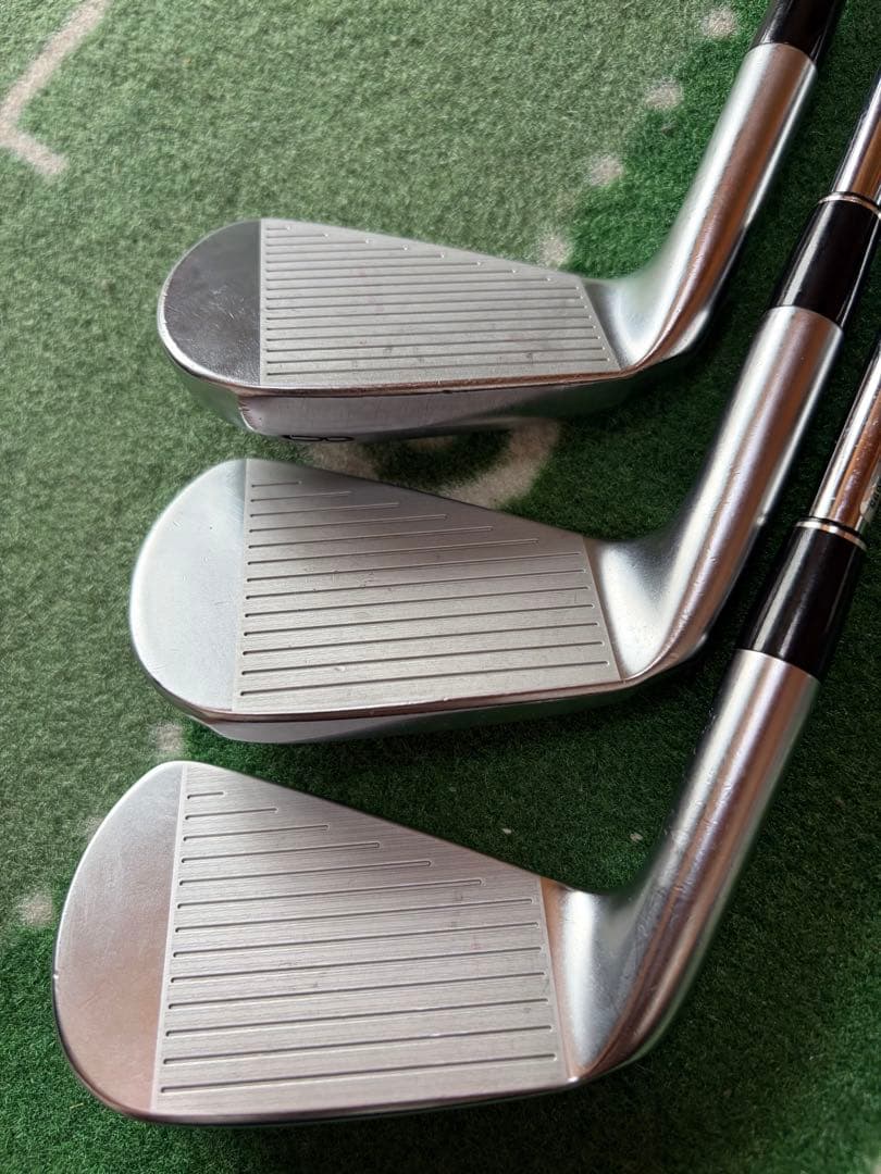 スリクソン ZXi7 アイアンセット 6本 純正特注シャフト DG MID115