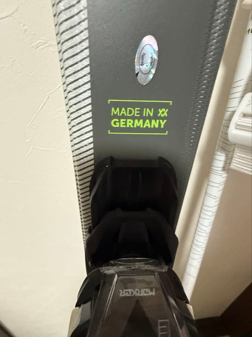 フォルクル　RTM スキー 板 147 & ロシニョール　ストック110