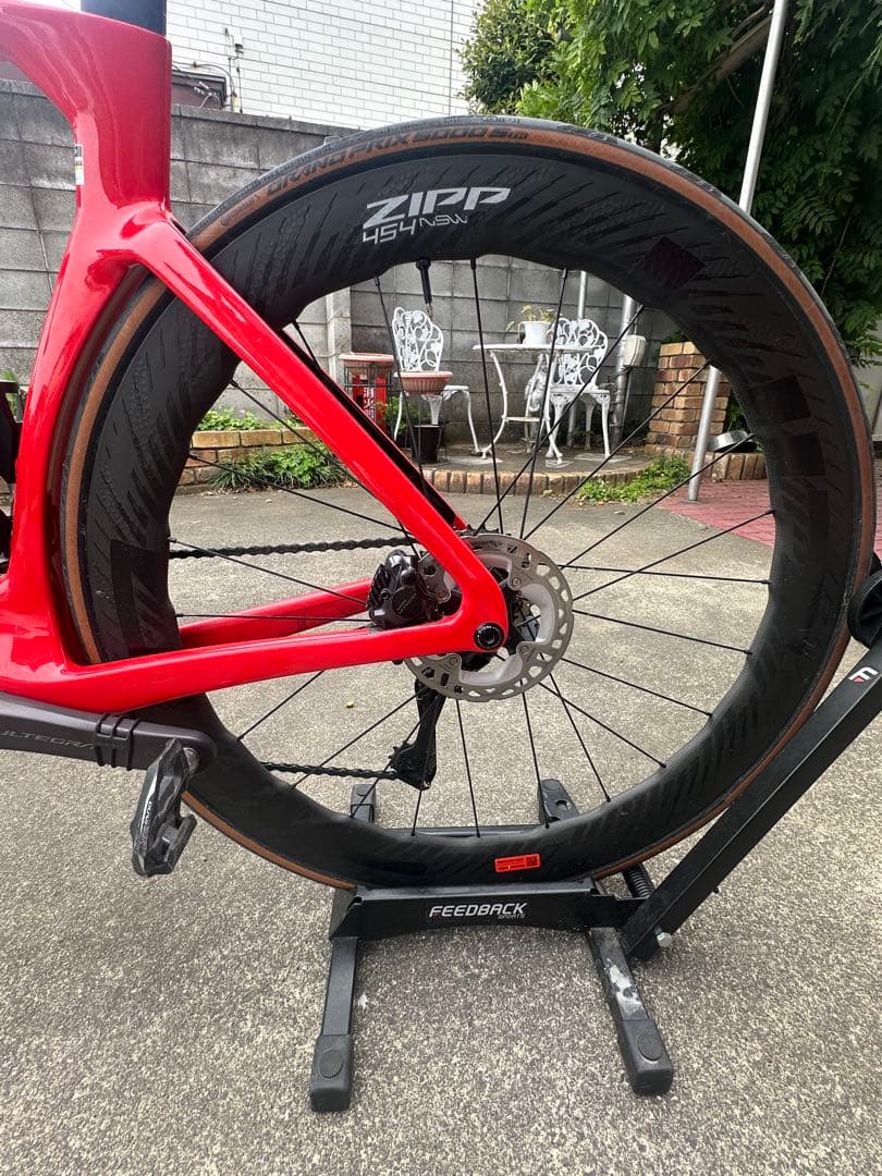 水曜日で出品終了します。ZIPP 454 NSW チューブレスタイヤ