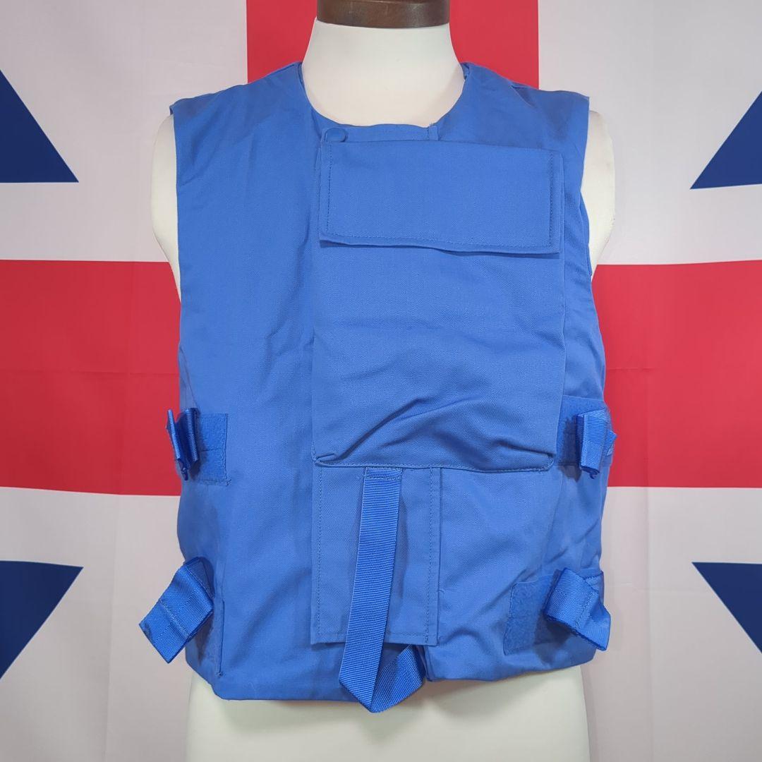 岩*切様 イギリス軍　UN（国連）ボディアーマーカバー【実物新品】