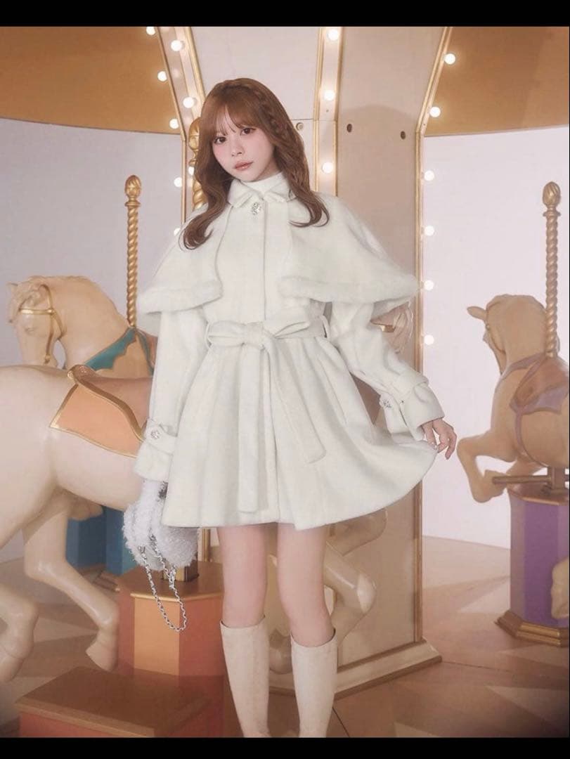 ミシェルマカロン　ファー付きケープフレアコート　XS