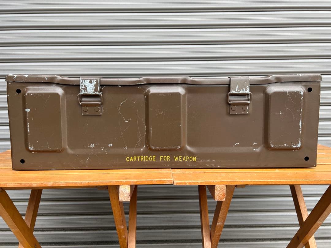 弾薬箱　81ｍｍ追撃砲用　ミリタリーボックス　金属製　アンモボックス　収納ケース