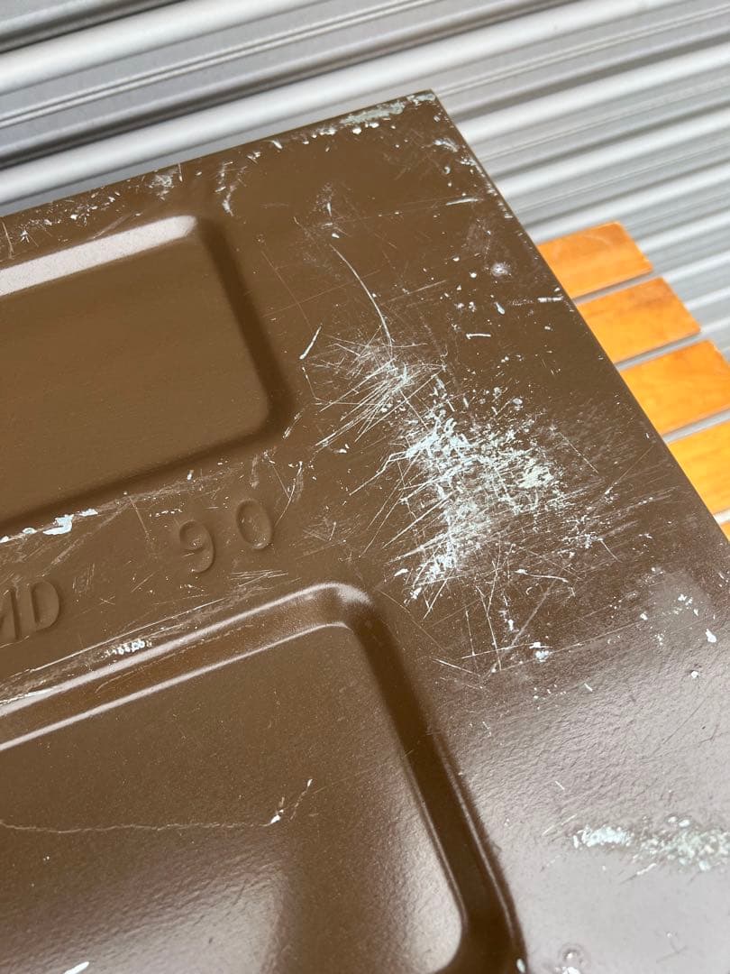 弾薬箱　81ｍｍ追撃砲用　ミリタリーボックス　金属製　アンモボックス　収納ケース