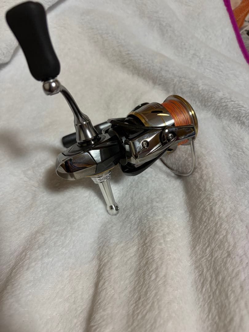 LUVIAS LT2500スピニングリール 美品