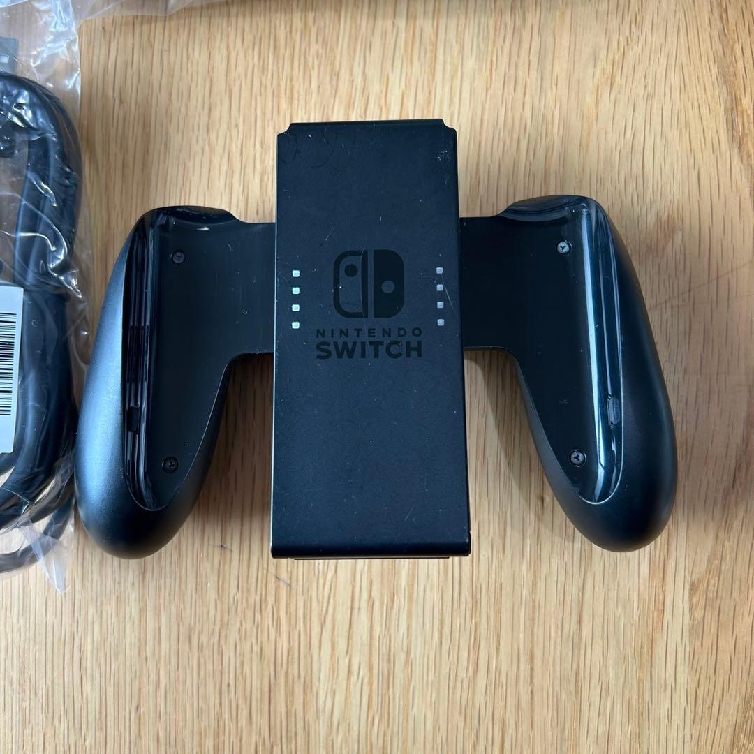 【中古品】Nintendo switch 本体　青/赤 Joy-Con