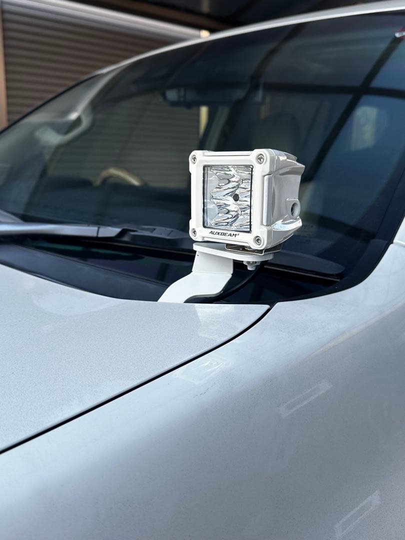 プラド150後期　AUXBEAM LEDボンネットライト ステーセット