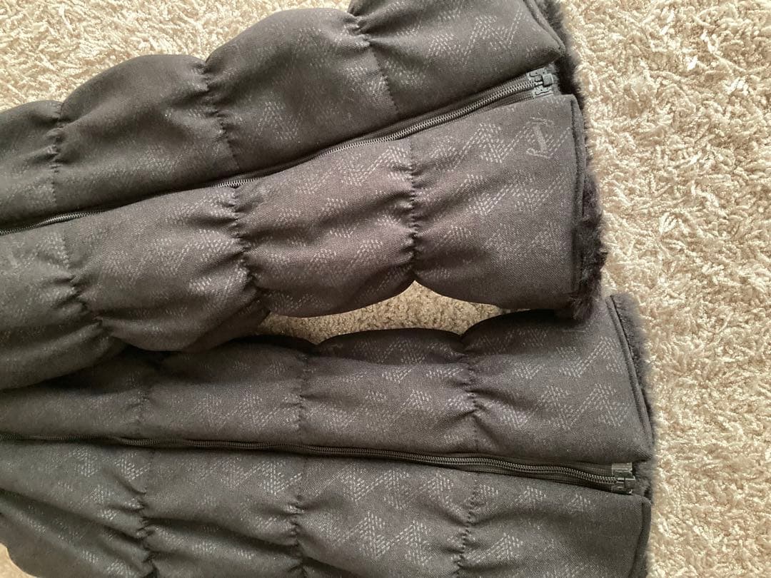 Resurrection レザレクション　レッグウォーマー　黒　ロング　ファー