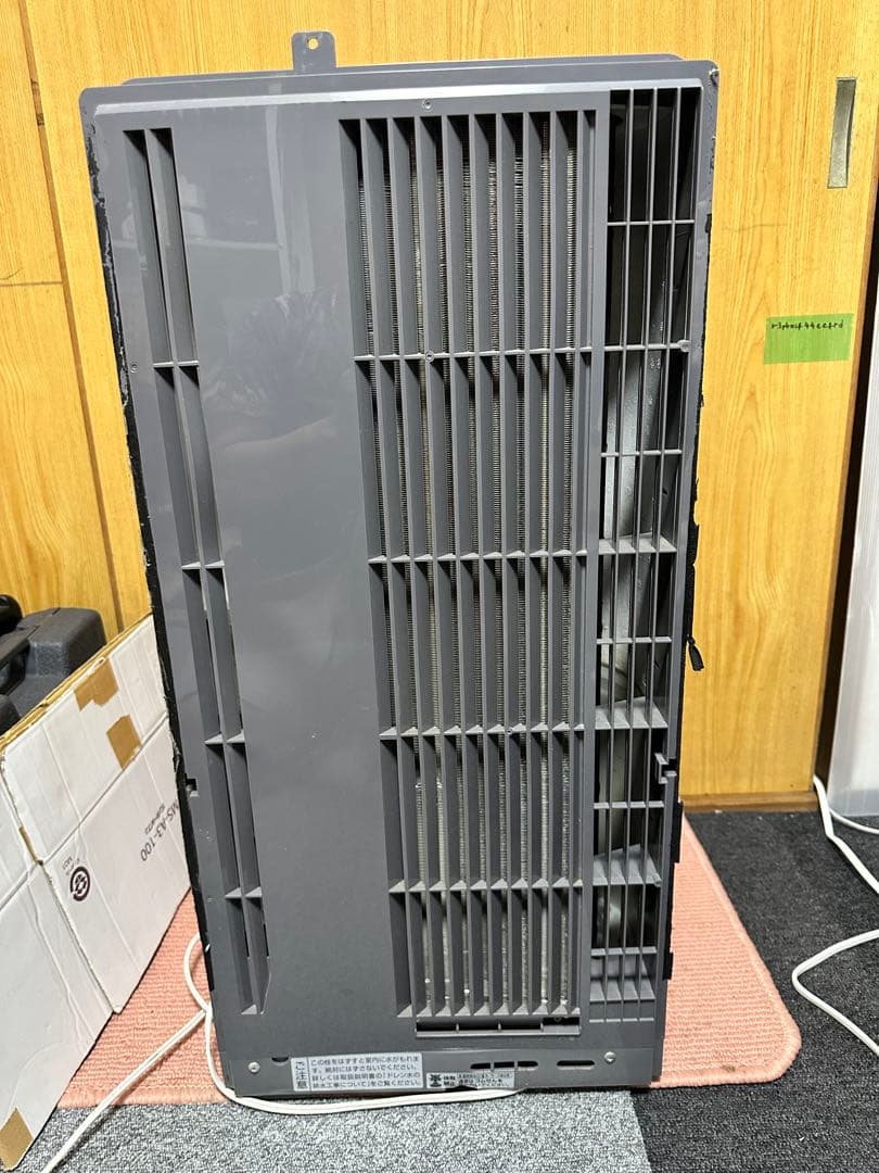 2022年製　KOIZUMI ウインド形KAW-1617 冷房専用