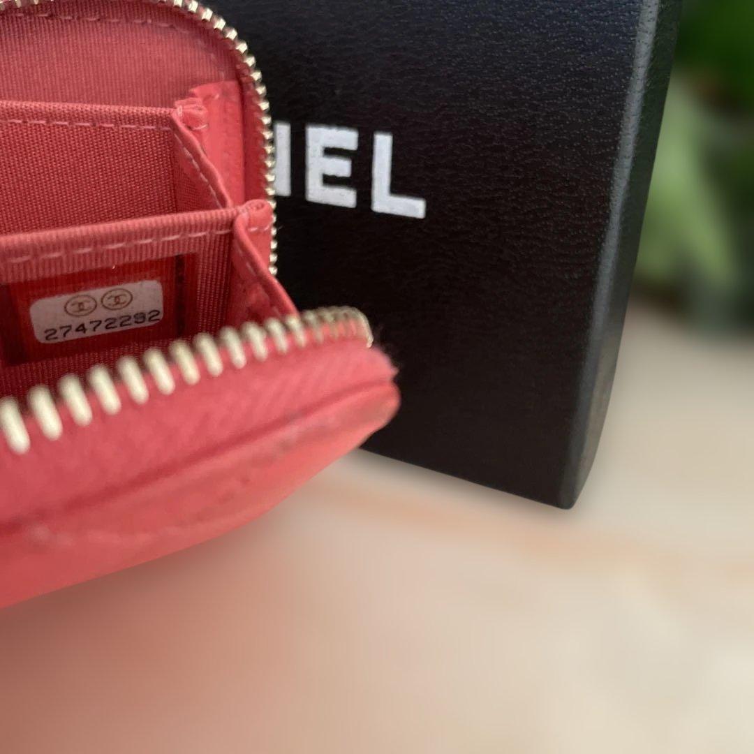 CHANELピンク キルティング ケース