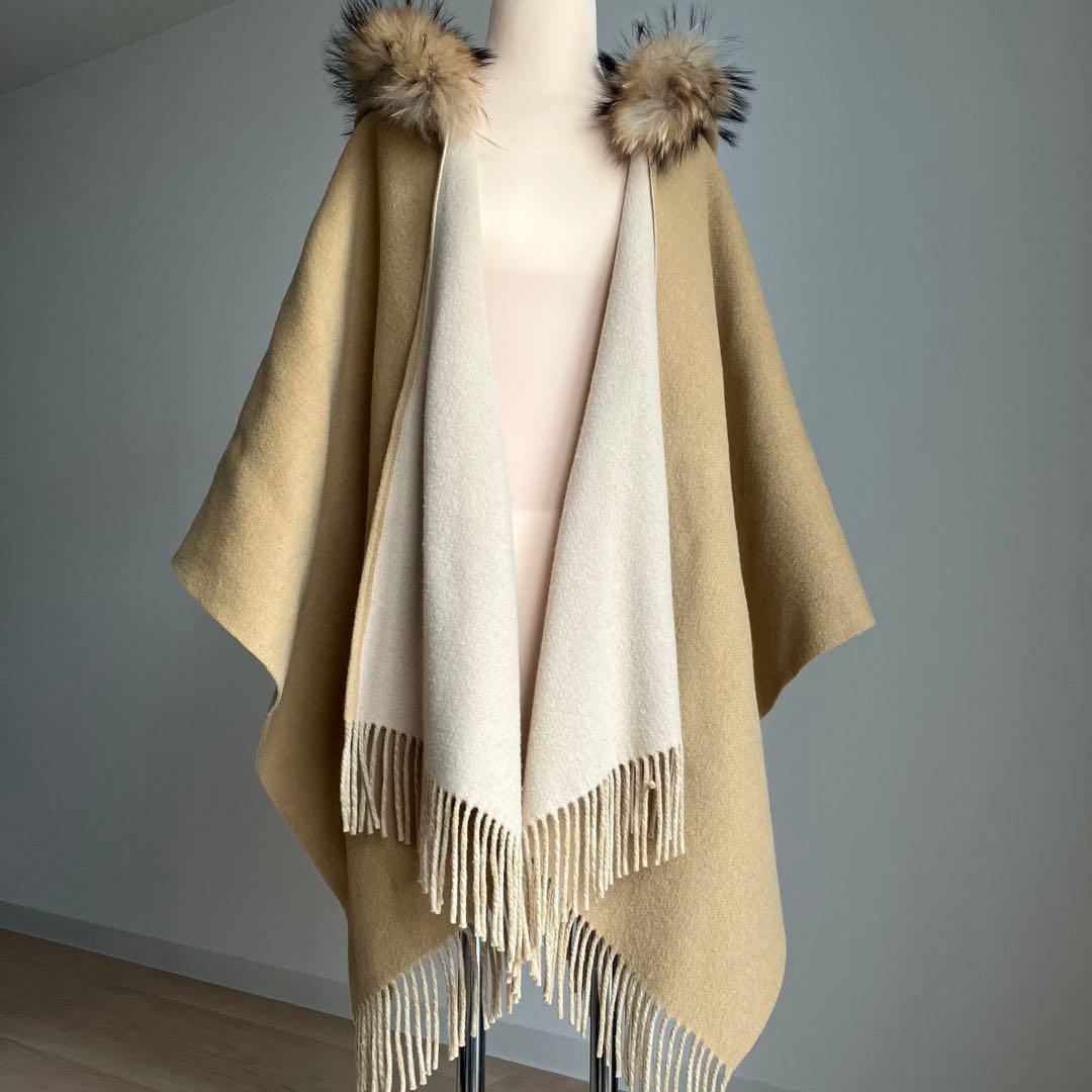 GRACE CONTINENTAL リバーシブル ケープ　ファーストール