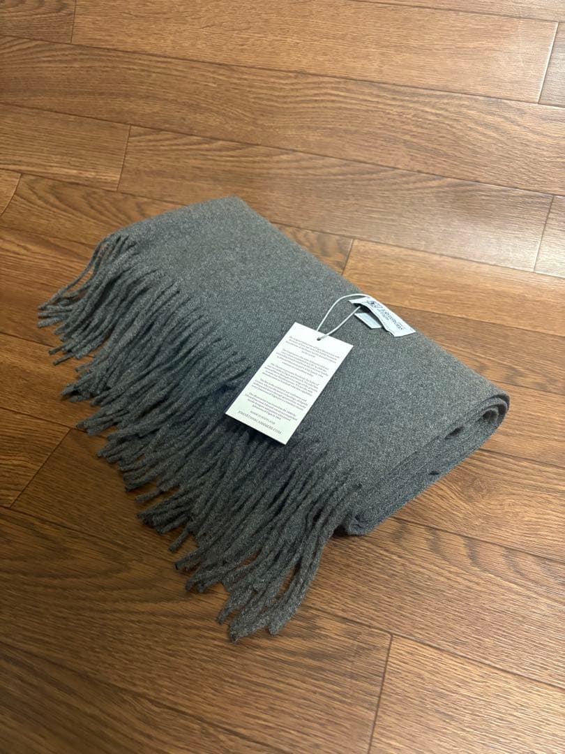 デ*ン様 大判ストール　ジョンストンズ カシミヤ 100%マフラ グレー　未使用