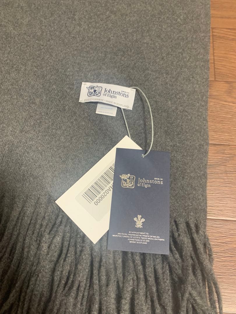 デ*ン様 大判ストール　ジョンストンズ カシミヤ 100%マフラ グレー　未使用