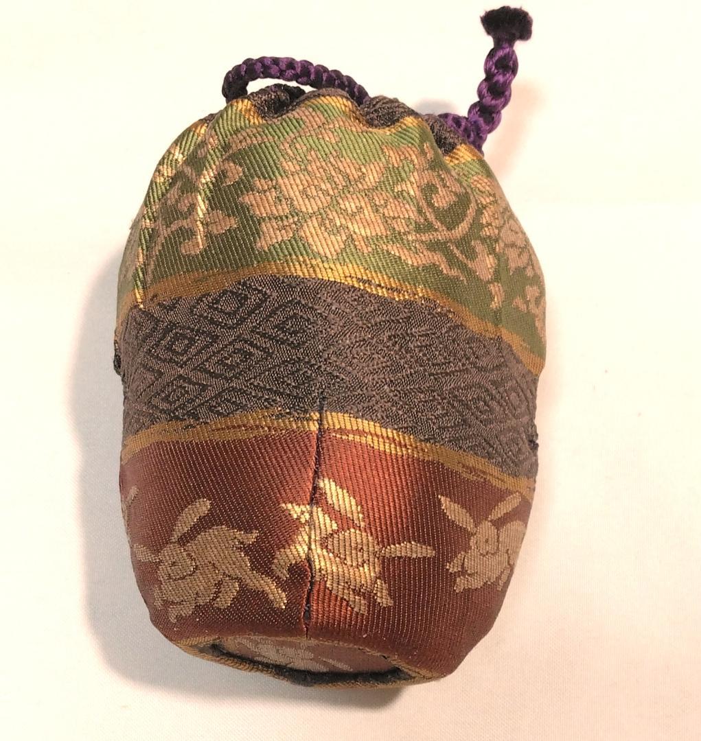 茶道具　高取焼　高取喜恵作　高取肩衝茶入　段織花兎文仕覆付　超美品！！