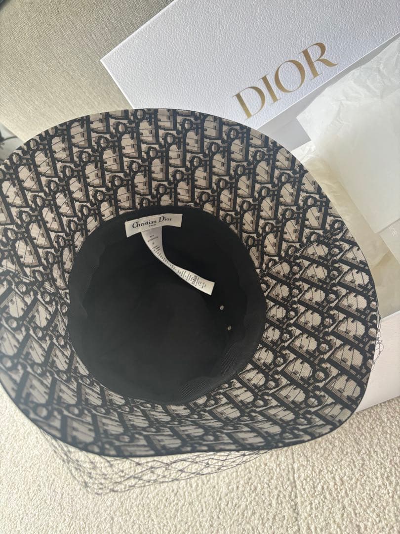 Dior ブラック バケットハット ネットデザイン