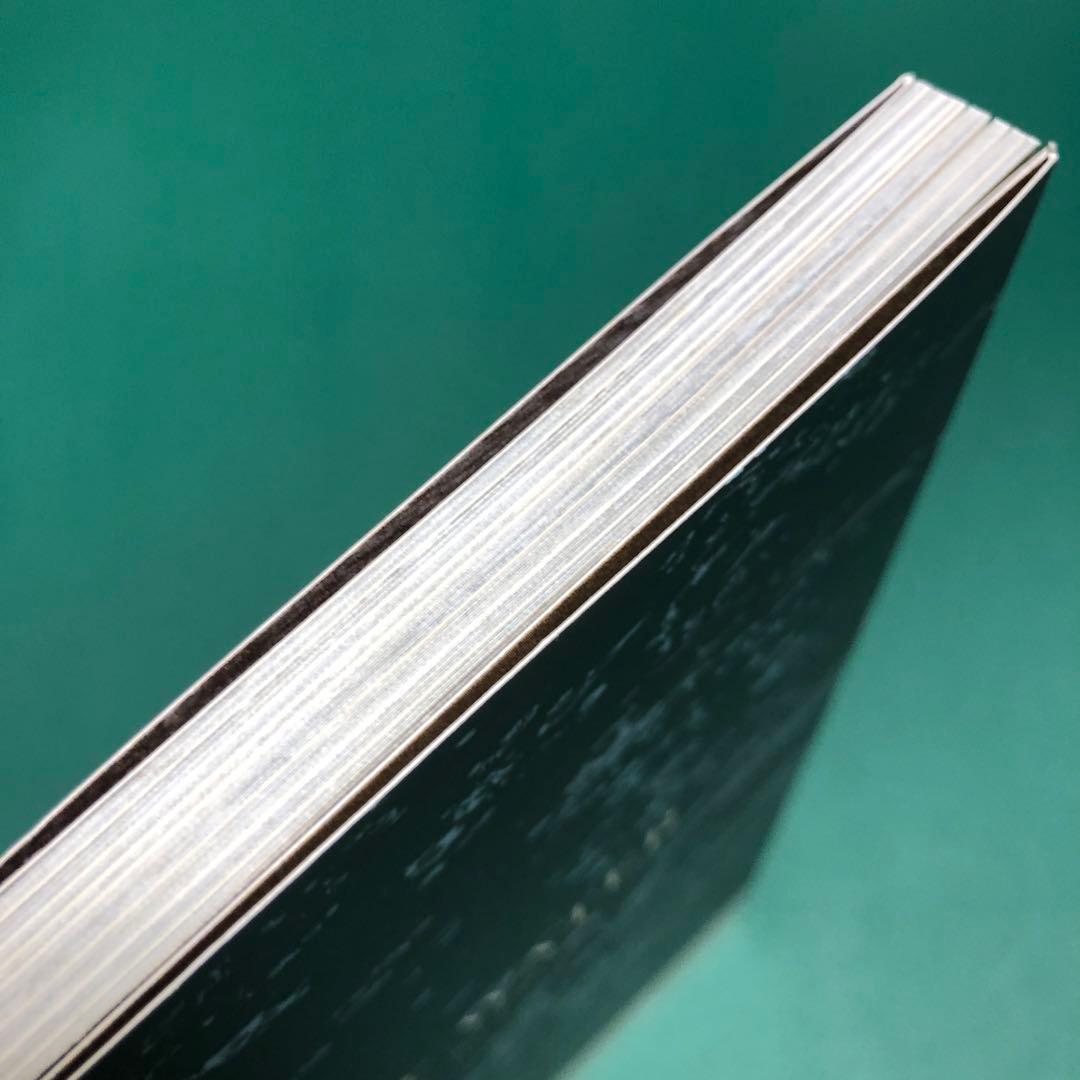 アート・デザイン・音楽 ANOTHER WATER by Roni Horn