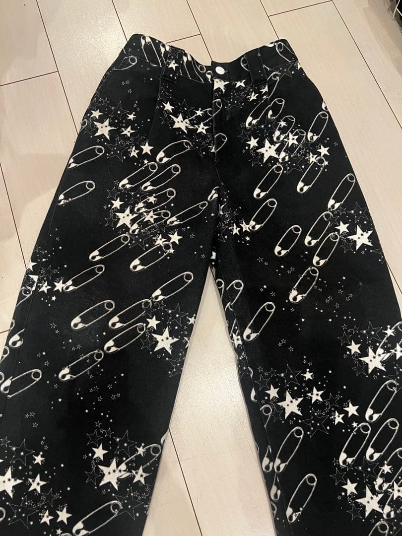 WATARU TOMINAGA タックパンツ